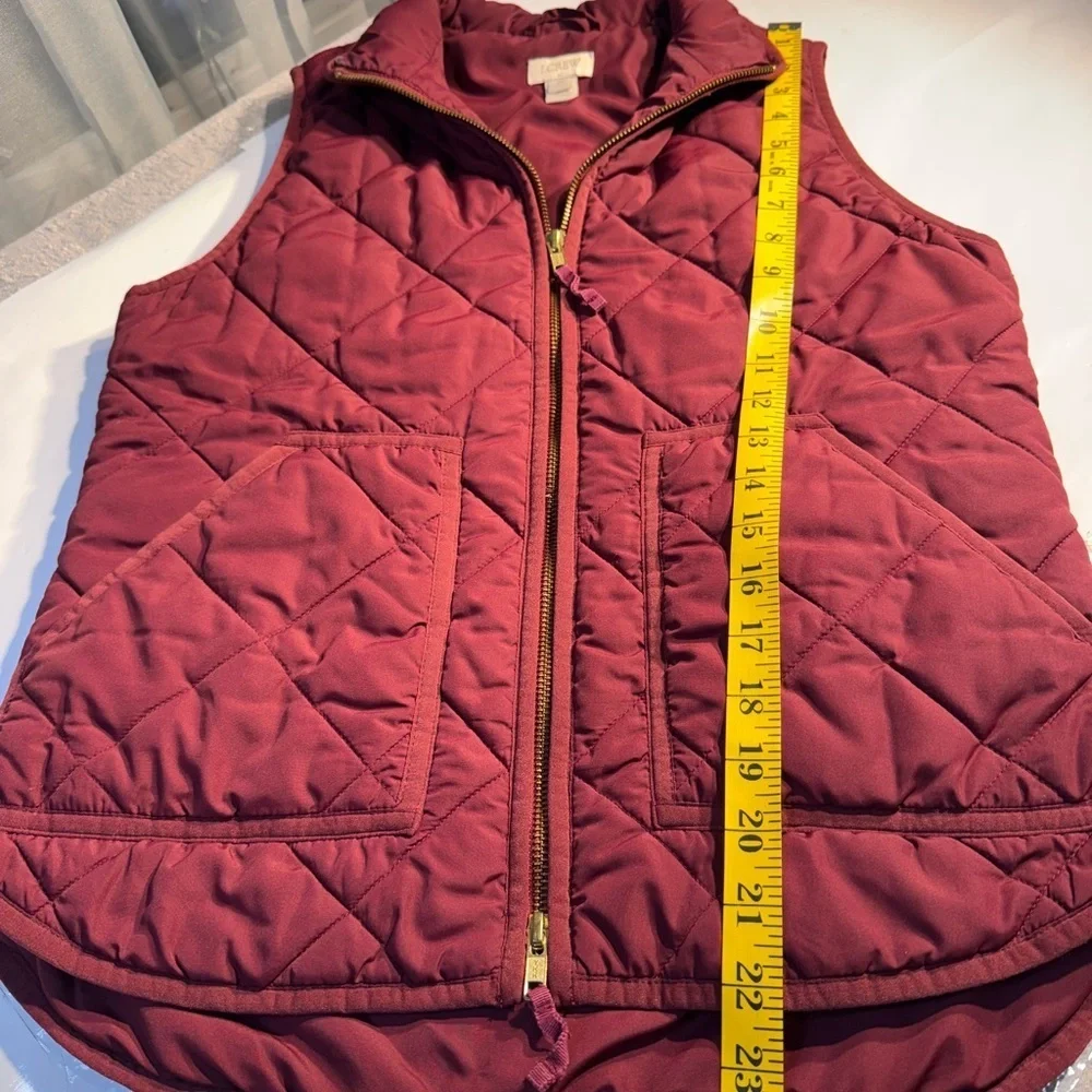 🔥 J.Crew Quilted Puffer Vest – XS – Burgundy/